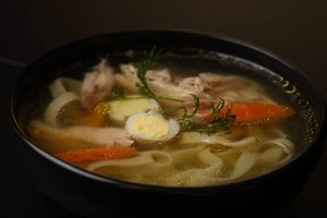 Консоме з домашньої птиці (бульйон)